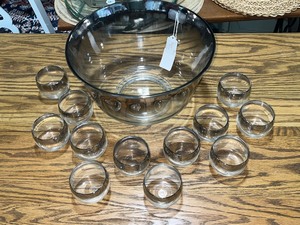 lot 40B image: Large Vintage Glass Punch Bowl with 12 Matching Cups Set