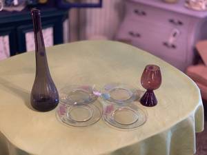 lot 167 image: Vintage Purple Glassware Set with Plates, Vase, and Goblet