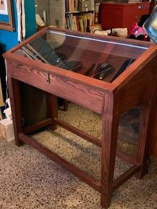 lot 239 image: Wood and Glass Locking Display Case with Slanted Top, 47x21x44 Inches