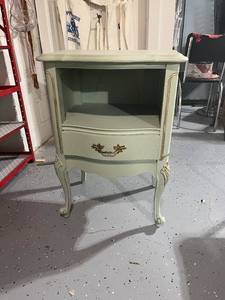 lot 2 image: Charming Vintage-Style Nightstand with Drawer and Open Shelf
