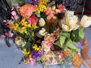 lot 4K image: Colorful Artificial Floral Arrangements with Welcome Sign