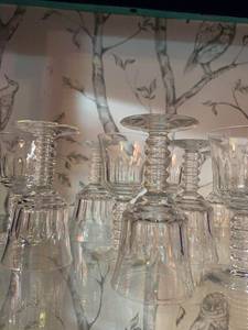 lot 26 image: Set of 6 Vintage Style Ribbed Stem Clear Glass Goblets