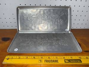 lot 45E image: Vintage Aluminum Tray with Floral Design