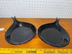 lot 47E image: Pair of Ceramic Black Baking Dishes - Modern Design
