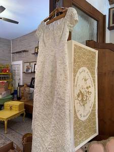 lot 175 image: Vintage Museum Quality Preserved Wedding Gown with Lace Detail - Size 10 but fits closer to size 8