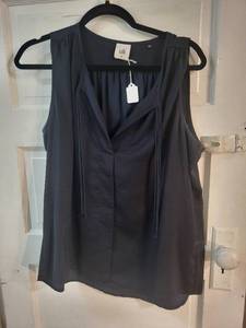 lot 5R image: Collection of 4 Womens Blouses and Tops, Cabi and Baere, Sizes S-M