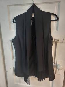 lot 6R image: Group of 3 Cabi Womens Tops Assorted Styles and Sizes