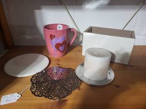 lot 14E image: Decorative Pink Heart Mug, Amethyst Scented Candle, and Assorted Home Decor Items