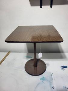 lot 29E image: Mid-Century Modern Square Pedestal Side Table