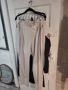 lot 31R image: Lot of 8 Womens Tank Tops and Camisoles Assorted Colors and Styles