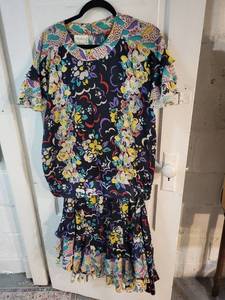 lot 196 image: Group of 3 Vintage Womens Dresses - Floral Patterns, Hong Kong Labels