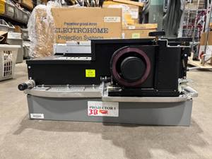 lot 6 image: Electrohome Projector (585342) UntestedAs Is