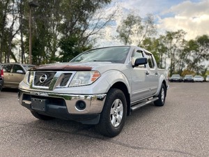 lot 19 image: 2010 NISSAN FRONTIER SE V6 4X4 (NO RESERVE)