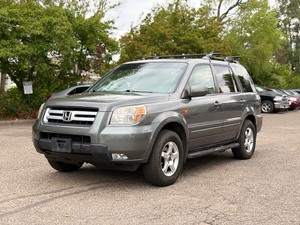 lot 12 image: 2007 HONDA PILOT EX-L All Wheel Drive  No Accidents (NO RESERVE)