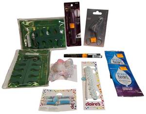 lot 7 image: SPA Day for  Girls Day lot from Pedicure kits, Eye Makeup along with hair