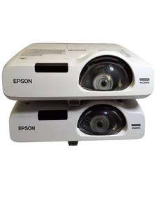 lot 21 image: (2) Epson - HDMI  EMP525W Powerlite 525W LCD Projectors