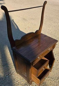 lot 1023 image: MCM Antique wash stand