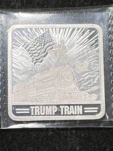 1 TROY OZ .999 FINE SILVER TRUMP TRAIN BAR