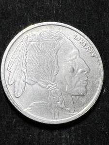 lot 81 image: 1 TROY OZ .999 FINE SILVER BUFFALO INDIAN ROUND