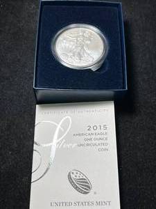lot 86 image: 2015 AMERICAN SILVER EAGLE IN ORIGINAL MINT BOX