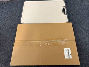 lot 45 image: 2 Double Sided Multi Functional Cutting Boards