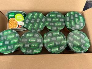 lot 142 image: 8ct of Knorr Pad Thai Cups