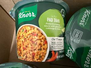 lot 143 image: 8ct of Knorr Pad Thai Cups