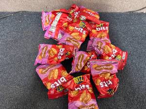 lot 231 image: 12 Bags of Ritz Bits - Peanut Butter