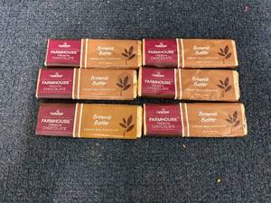 lot 237 image: 6 Bars of Cumberland Farmhouse Chocolate Bars