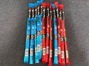 lot 261 image: 12 Jack Links Beef Sticks