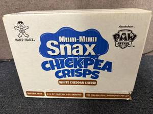 lot 268 image: 8 Packs of Snax Chickpea Crisps - White Cheddar Cheese