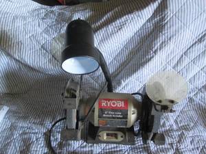 lot 37 image: Ryobi 6in Thin line bench grinder w...