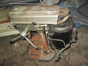 lot 38 image: Vintage Sterling 12in drill press...
