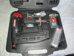 lot 42 image: Craftsman pneumatic air finishing n...