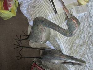 lot 58 image: 3ft metal bird lawn ornaments...