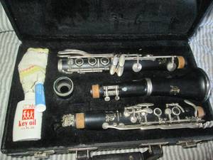 lot 71 image: Vintage clarinet with case...