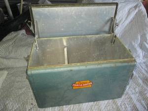 lot 77 image: Vintage metal Cronco Port-o-rator b...