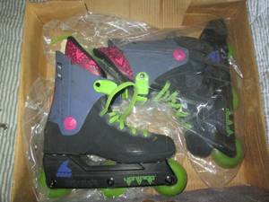 lot 93 image: Lightning Roller blades good condit...