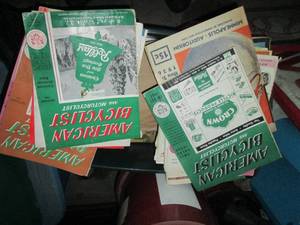 lot 99 image: Small tote of vintage bicycling and...