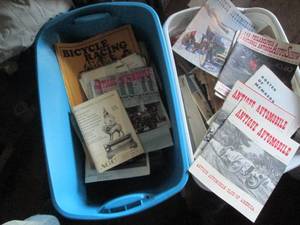 lot 102 image: 2-totes of vintage catalogs, brochu...