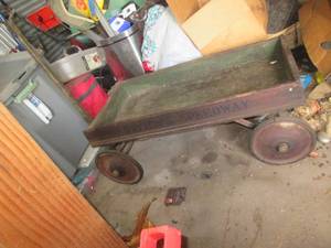 lot 141 image: Antique Daytons Speedway wooden wa...