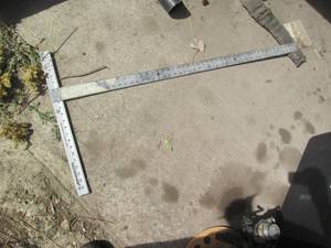 lot 142 image: Metal Johnson JTS48 drywall square...