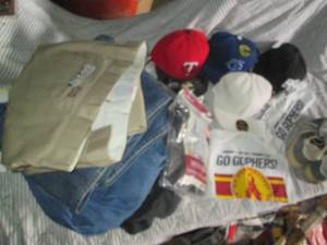 lot 193 image: Mens Dickies jeans, khaki work pan...