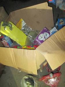 lot 230 image: Large lot of household tools, suppl...