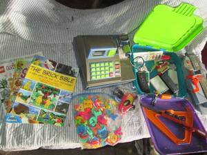 lot 246 image: Variety of kids toys and reading ma...