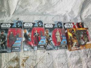 lot 261 image: 4pc Star Wars action figures and co...