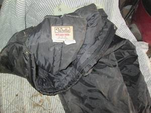 lot 271 image: Walls blizzard pruf insulated bibs ...