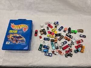 lot 35 image: (2) Hot Wheels Storage Cases with Hot Wheels and Matchbox Cars