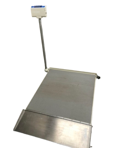 lot 26 image: SR Scales SR725L Digital Wheelchair Scale With Ramp - Folding Design for Easy Transport, Measures Weight Instantly, Accommodates Immobile Patients Safely - Good Working Condition