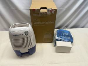 lot 18 image: Mini Dehumidifier